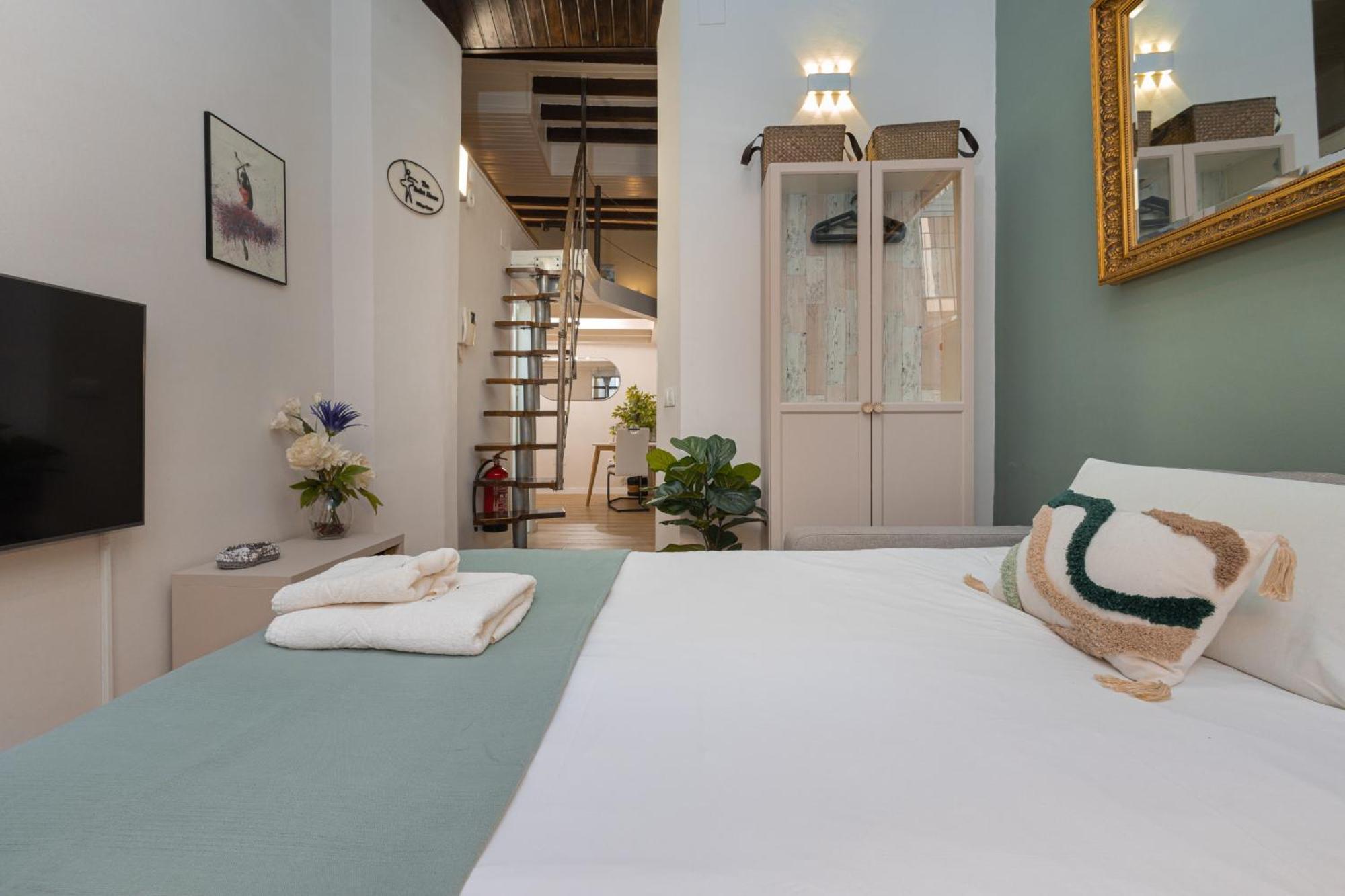 Appartamento C60 Pretty Loft In Downtown Málaga Esterno foto